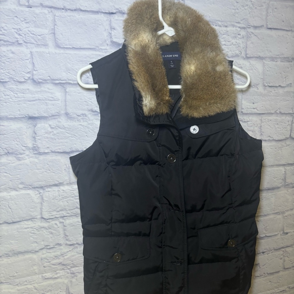 Lands' End Women's Goose Down Puffer Vest Faux Fur Hood Small Outdoor - Picture 6 of 12